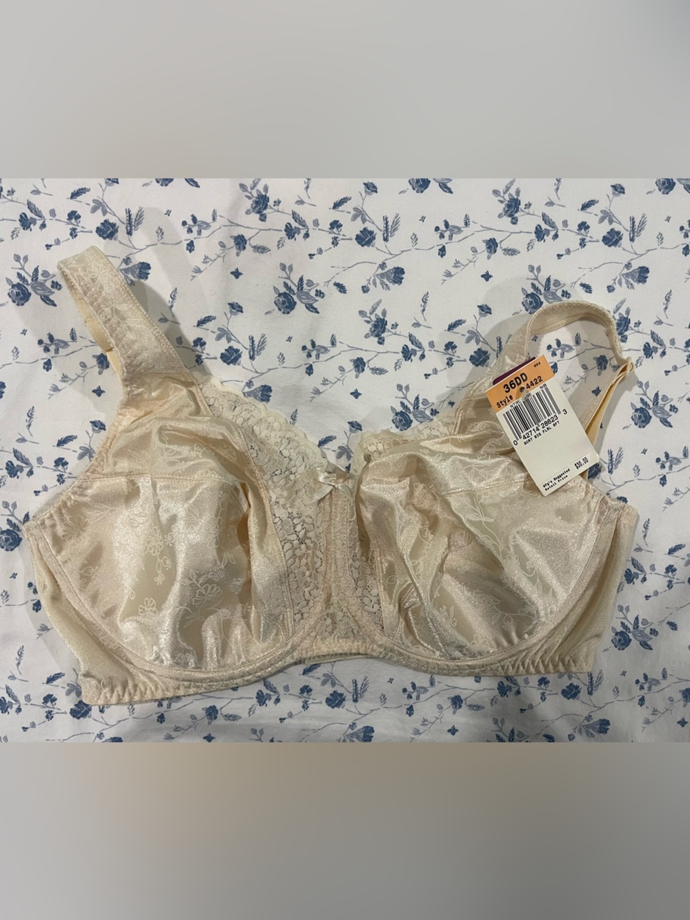 Elegant Satin Lace Full-Coverage Bra in Beige